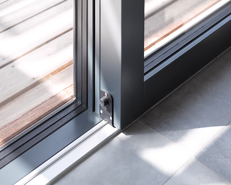 Détail baie levante coulissante bois aluminium