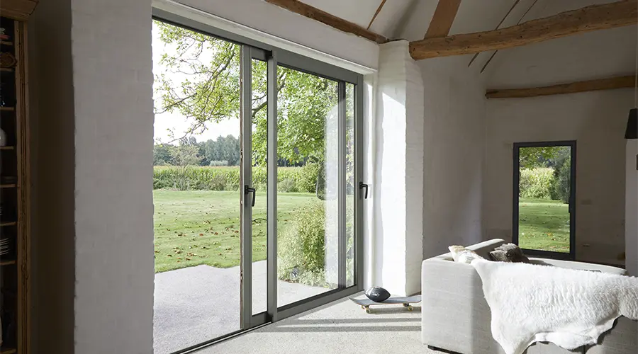 Bien choisir sa porte fenêtre bois Bieber