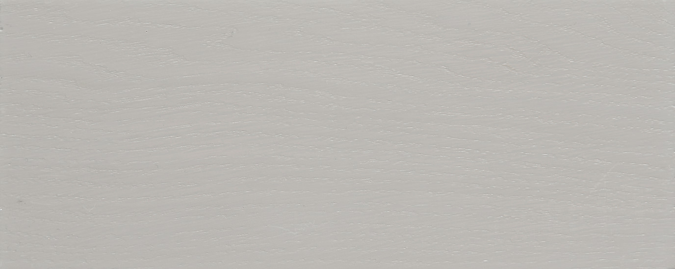 Vue rapproch&eacute;e de la teinte naturelle bois gris argent&eacute;